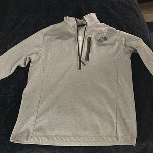 Light weight North Face quarter zip